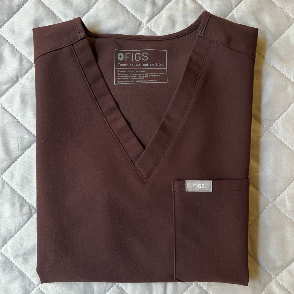 Figs Espresso Scrub Top